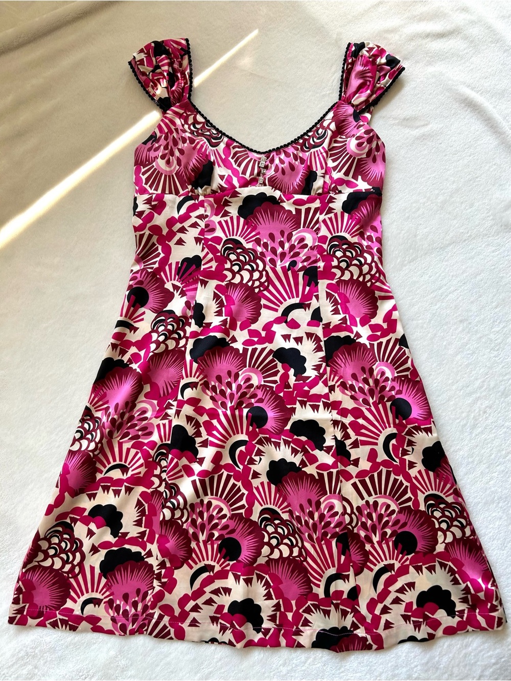Guess Pink Abstract/ Floral Patterned Satin Dress